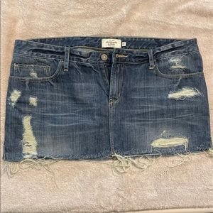 Womans Abercrombie skirt